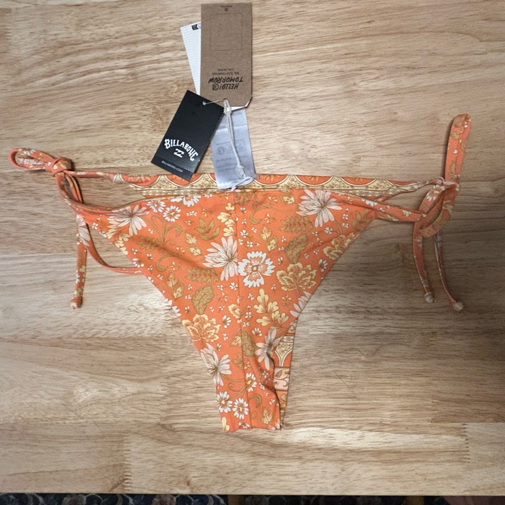 Billabong In Dream Space Bikini Bottom NWT - Picture 4 of 8